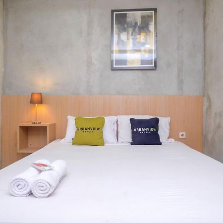 Urbanview Hotel Syariah Artamara Tegal By Reddoorz Ngoại thất bức ảnh