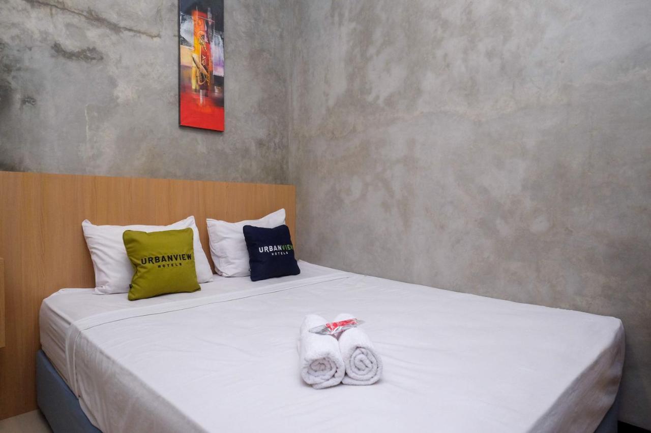 Urbanview Hotel Syariah Artamara Tegal By Reddoorz Ngoại thất bức ảnh