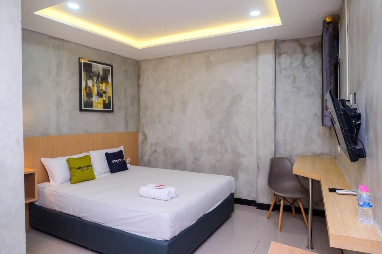 Urbanview Hotel Syariah Artamara Tegal By Reddoorz Ngoại thất bức ảnh