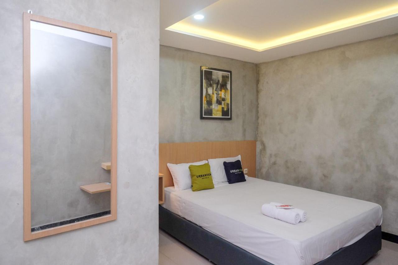 Urbanview Hotel Syariah Artamara Tegal By Reddoorz Ngoại thất bức ảnh